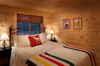 Reclusive Moose Cabins - West Glacier - 4