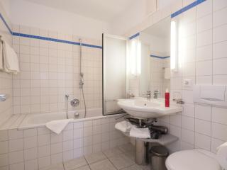 Kaiservillen Heringsdorf - Ferienwohnung mit 2 Schlafzimmern und Balkon D213 - Heringsdorf - 1