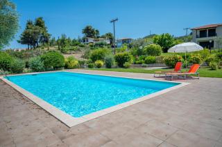 Lavender Pool Villa, Pefkohori #FeelsLikeHome - Hanioti - 7