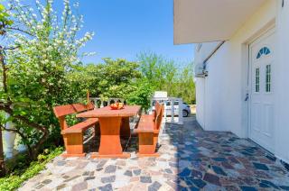 Apartments Ester - Lopar - 9