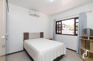 Casa térrea com 03 dormitórios perfeita para suas férias - Bombinhas - 6