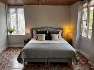 Upscale townhouse in centre Pézenas - 2