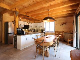 Le Mont-Dore: Splendide Chalet 5 Chambres avec Terrasse, Garage Double, et WiFi - FR-1-608-188 - Le Mont-Dore - 8