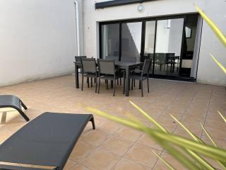 Maison rénovée 4 pièces au cœur de St Pierre d'Oléron avec terrasse, proche commerces, 6 couchages - FR-1-246A-137 - Saint-Pierre-dʼOléron - 9