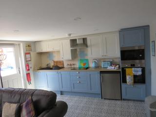 The Feed Room At Eastmoor Farm Fully Renovated Fully Equipped 2 Bed Luxury Mews Cottage 1 Mile from the Beach - Bridlington - 1