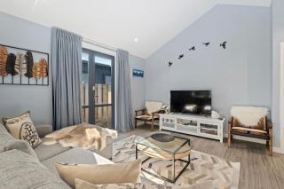 The Feather Lodge - Lake Hayes Estate Holiday Home - Arrowtown - 7