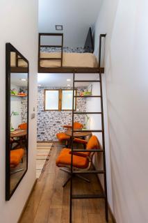 Premium Rooms by Hi5 - Style at the Comedy Theater - Budapest - 2