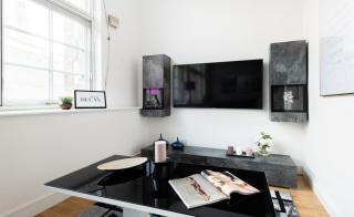 Modern and Spacious 3 bed apt next to The Shard - London - 8