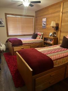 Indian Hills Gem Awaits - Truckee - 1