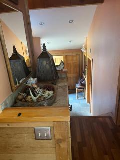 Indian Hills Gem Awaits - Truckee - 5