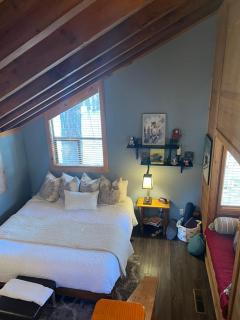 Indian Hills Gem Awaits - Truckee - 4