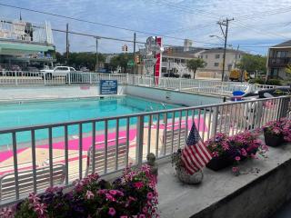Pink Champagne Motel - Wildwood - 8