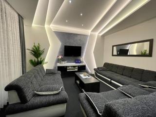 Elit Lux Apartments - Pale - 0