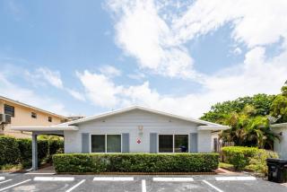 Steps to Sand and Sea 1 - 8