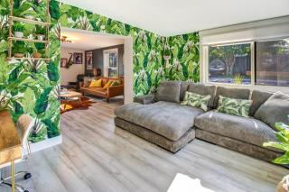 Private Heated Pool Oasis Pet-Friendly Retreat Short or long Stays Sleeps 2-8 Ppl - Pompano Beach - 8