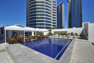 H'Residences - 2 Bedroom Ocean View Apartment in the center of Surfers Paradise - Gold Coast - 8