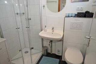 Zeltdachhaus fuer die ganze Familie - Damp - 4