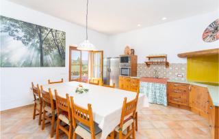 4 Bedroom Cozy Home In Artà - 6