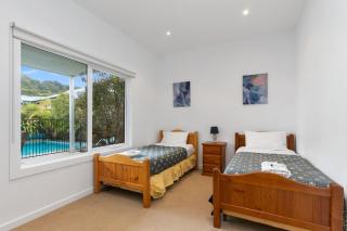 Seaview Apollo Escape - BYO Linen - 5