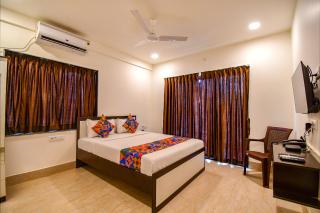 FabHotel Moubani Residency - 8