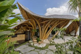 Earthship Ubud Eco Villa - 9