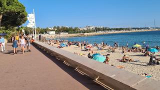 1 mn CROISETTE près Martinez - Cannes - 1