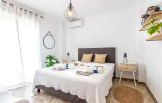 Cozy Apartment In Santa Pola With Wifi - 4