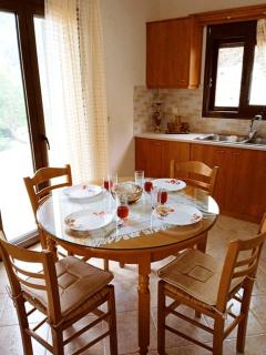 Galini Home: Cozy Home with great view of Taygetos - - 2
