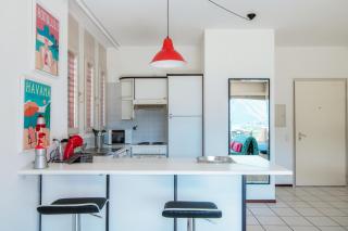 Panoramic Studio by Quokka 360 - open space apartment with terrace - 6