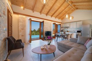 Pithari Sunset Villa - 6