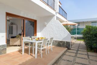 Bonito bungalow con piscina junto a la playa - San Bartolomé - 2