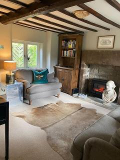 Country Cottage with great outside space & views - 6