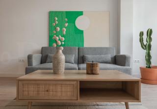 Peaceful & bright apartment with patio - Center - 2