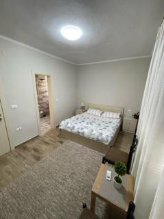 New Bazaar Rooms - Tirana - 5