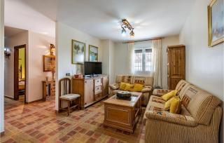 Awesome Home In Montefrío - 9