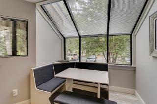 Near the ocean and pool Bike paths Granite Counters Bikes & Beach Gear included - 7