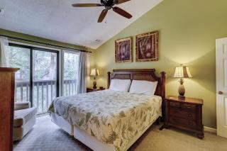 Near the ocean and pool Bike paths Granite Counters Bikes & Beach Gear included - 6