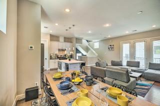 Stylish Houston Townhome ~ 3 Mi to Downtown! - 9