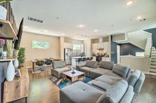 Stylish Houston Townhome ~ 3 Mi to Downtown! - 6