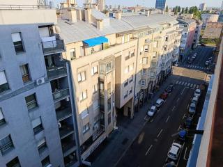 Central sunny apartment with beautiful city view - Zagreb - 3