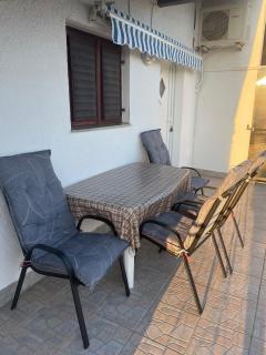 Bračić apartmani - Pirovac - 1