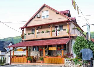 Restoran & Motel Manjež - Bijelo Polje - 9
