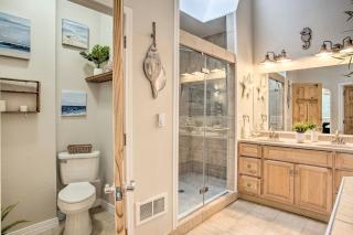 Nine Mile Falls Hideaway: Scenic Retreat on River - 5