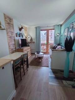 Superbe T2, à 100 mètres des pistes - 0