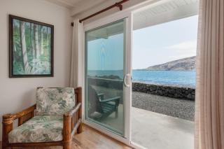Manini Beach Breath Taker - Captain Cook - 9