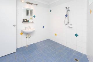 Airlie Sun & Sand Motel Accommodation #4 - Airlie Beach - 1