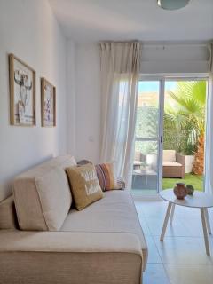 Precioso Bajo con Jardin en Vera - 1