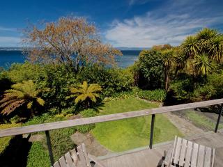 Kauawhi Lodge - Acacia Bay Holiday Home - Taupo - 0
