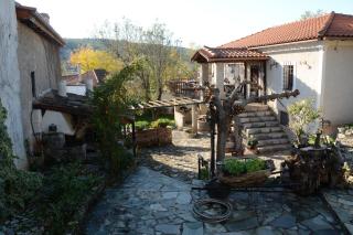 Giorgos' & Noula's Cottage in Desfina village- near Delphi - 0