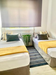 Grey House - Feel The Vibe - Vigo - 2